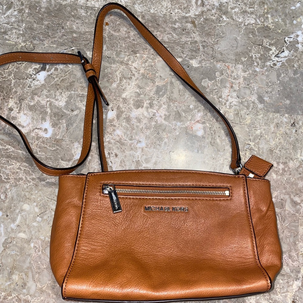 Michael Kors Crossbody purse
